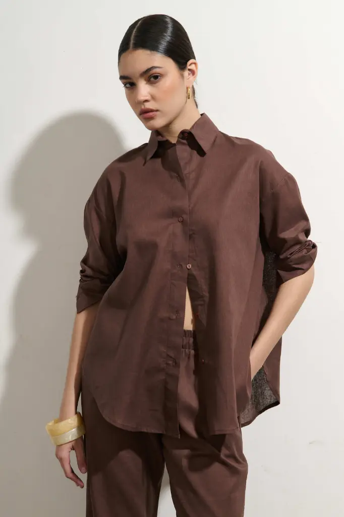 Camisa Vesubio (Chocolate)