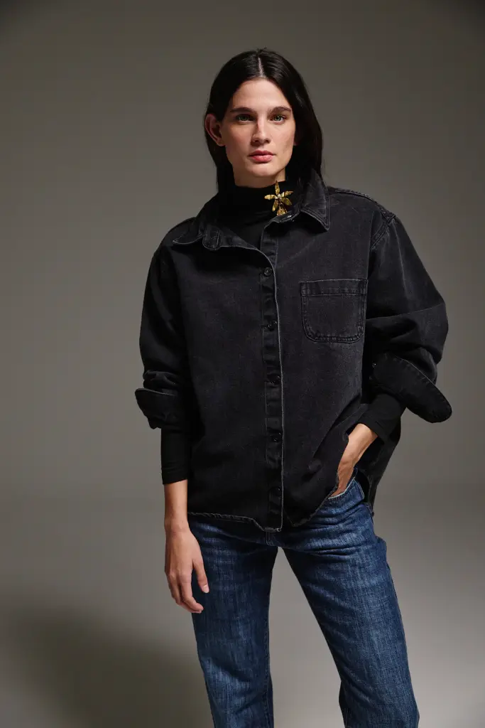 Camisa Over Black