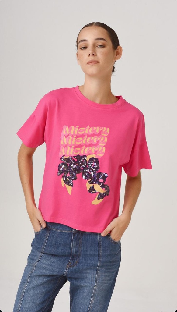Remera Mistery - (Fucsia)