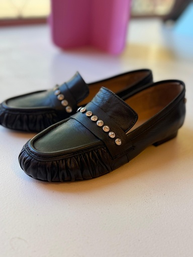 Mocasin Snow
